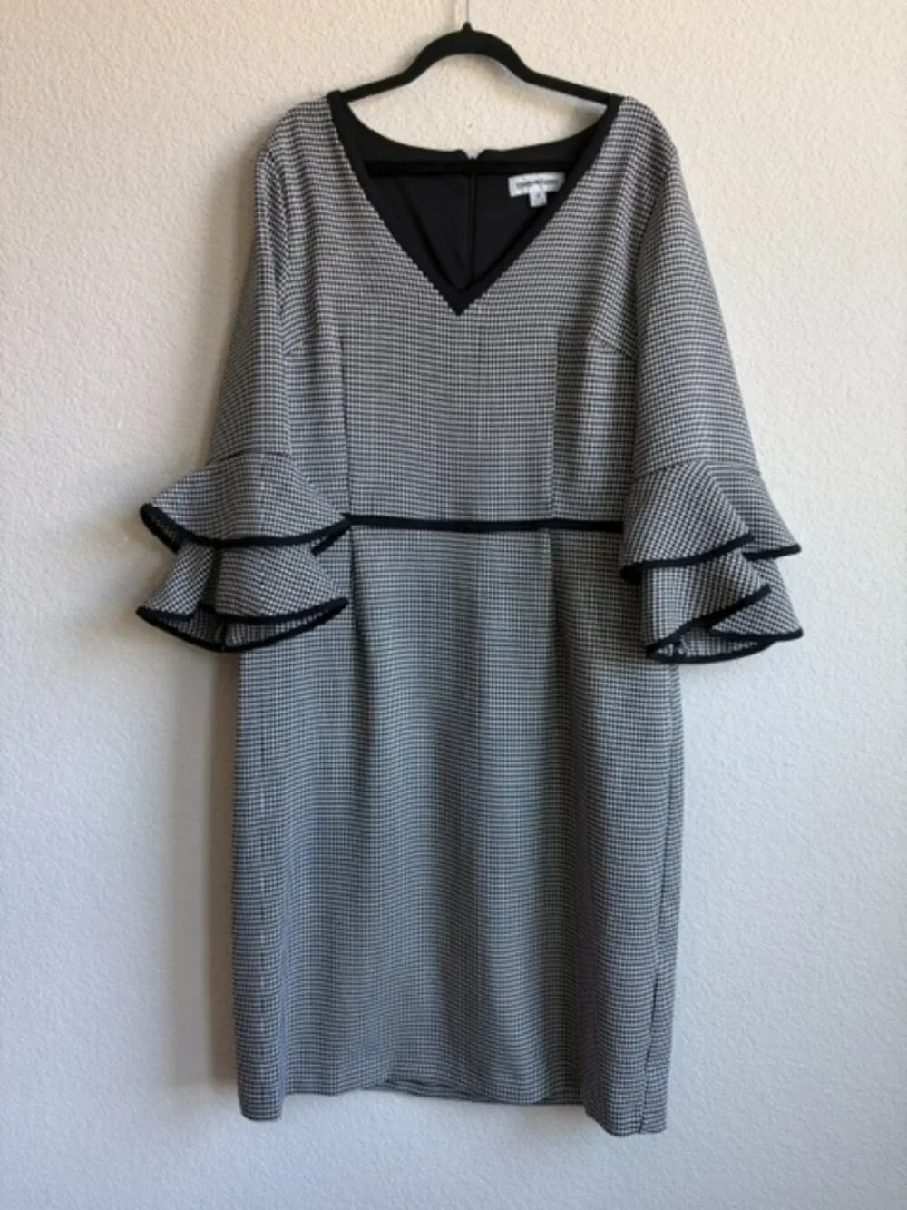 Shelby & Palmer Houndstooth Black/White Bell Sleeve Dress Sz 16 Academia Preppy